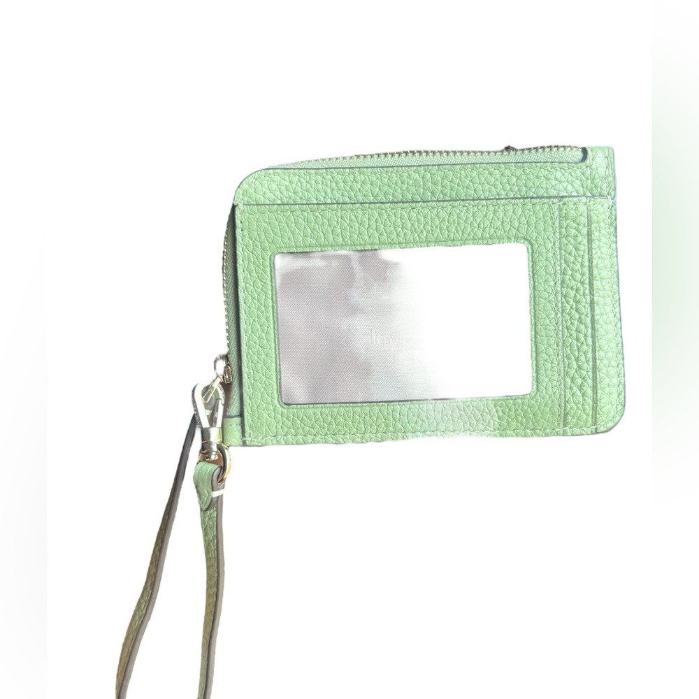 EUC~
Kate Spade Leila Small Cardholder Wristlet in pistachio. - Picture 2 of 9